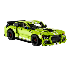 LEGO-Technic-Ford-Mustang-Shelby-GT500-42138-01