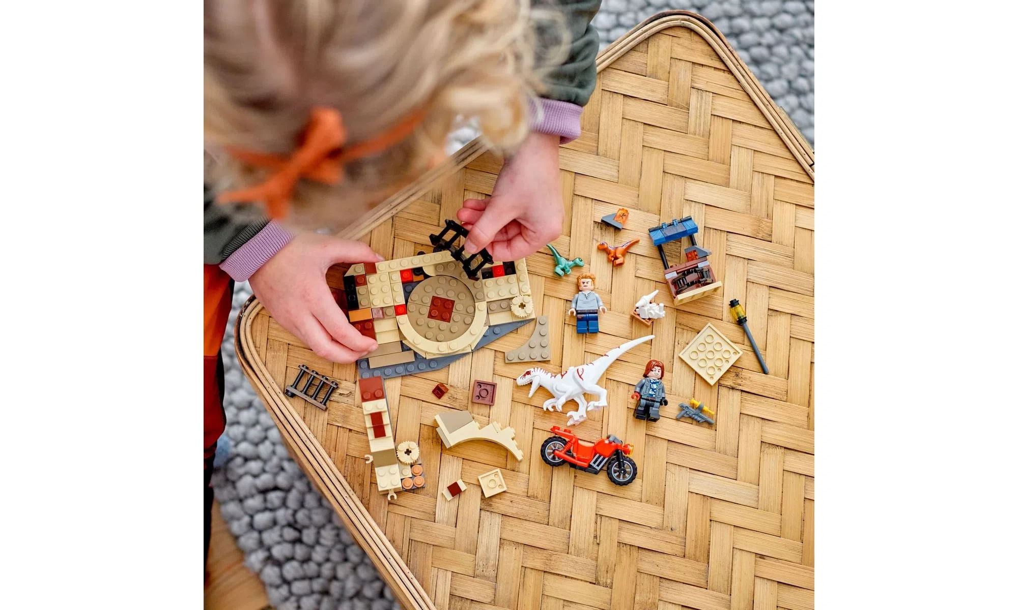 Jurassic World Perseguição De Motocicleta 76945 4111176945